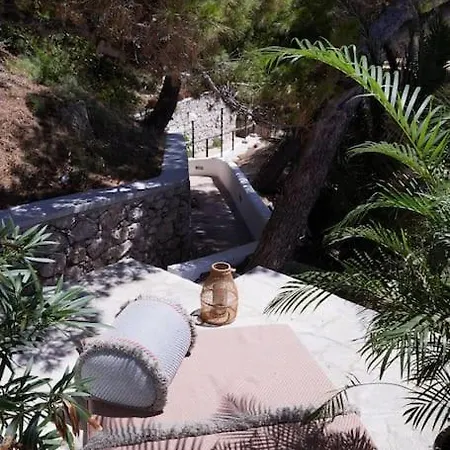 Cisterna Capri, Private Front With Pool * Капри