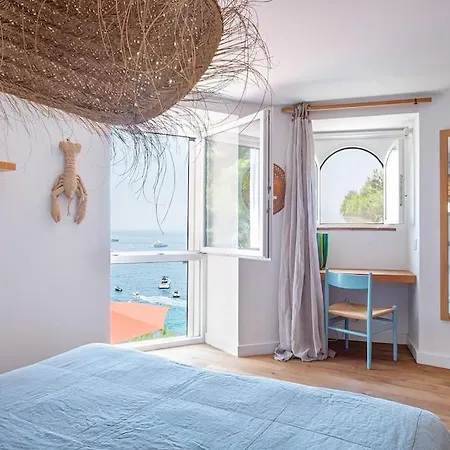 Cisterna Capri, Private Front With Pool Капри