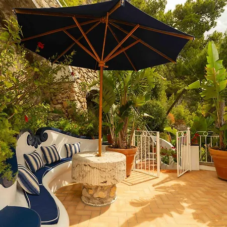 Tenuta Saracena Capri, Private Front Estate With Panoramic Pool Βίλα