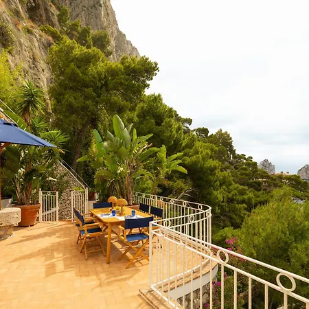 Tenuta Saracena Capri, Private Front Estate With Panoramic Pool Κάπρι