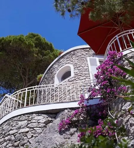 别墅 Tenuta Saracena Capri, Private Beach Front Estate With Panoramic Pool 卡普里